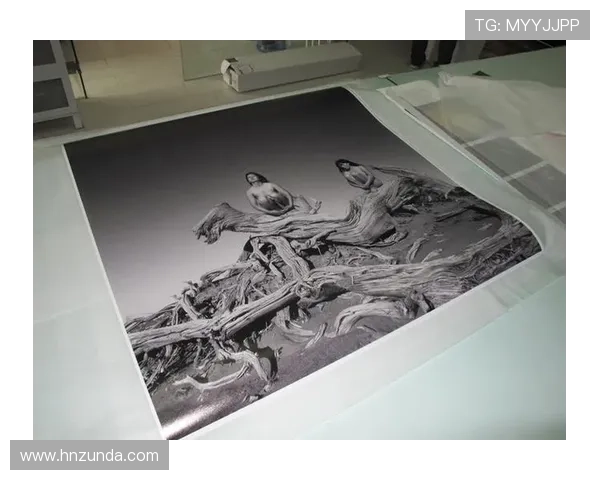 《失乐园》：沉沦与救赎，一场关乎灵魂的视觉盛宴